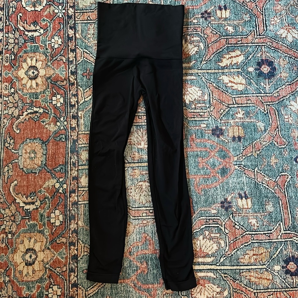 Mother Tucker black leggings